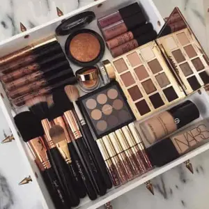 কসমেটিক্স পণ্য